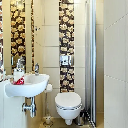 בית אירוח Goscinne Bertina